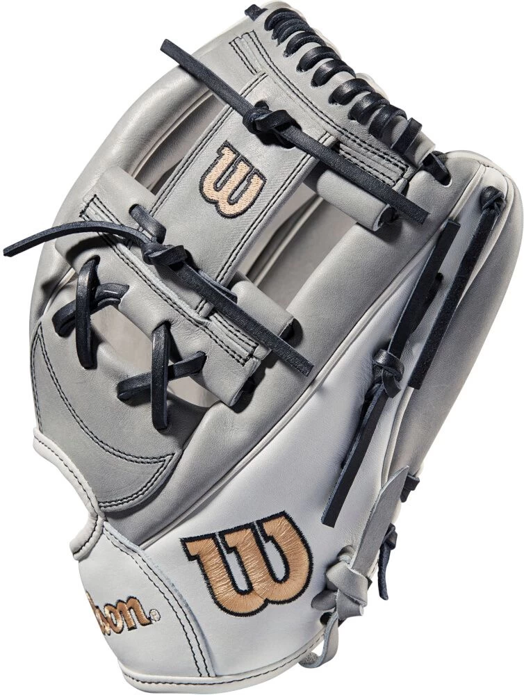 11.75 Inch Wilson A2000 Women's Fastpitch Softball Glove WBW1004371175 - Image 3