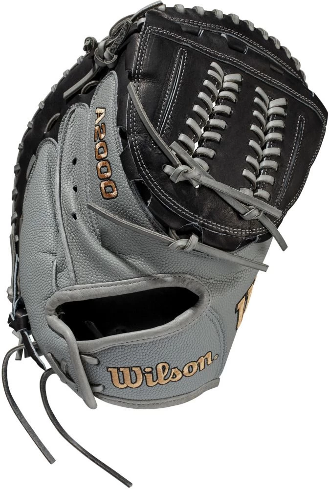 34 Inch Wilson A2000 SuperSkin Women's Fastpitch Softball Catcher Mitt WBW10021834